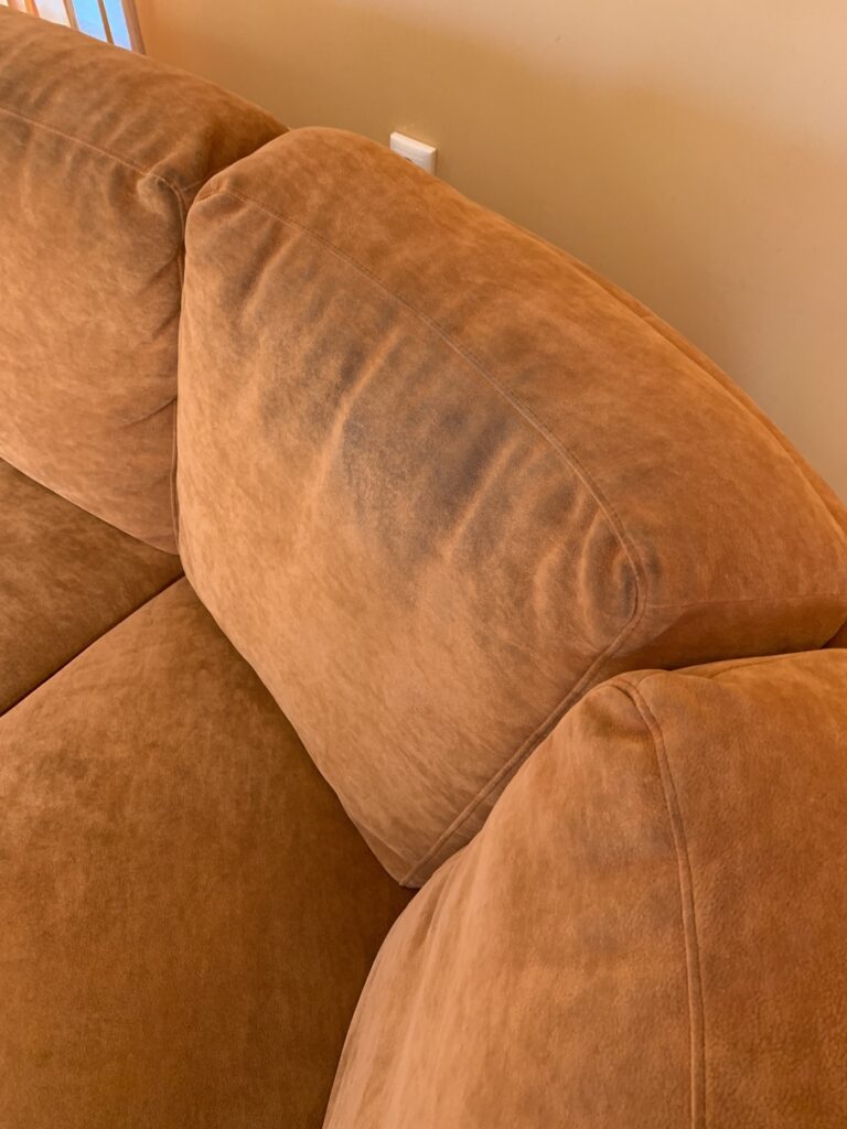 narancssárga textilbőr kanapé tisztítása vegyszer nélkül